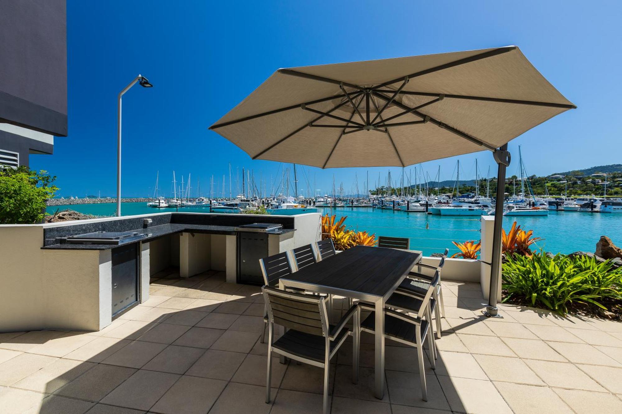 Peninsula Airlie Beach Exterior photo
